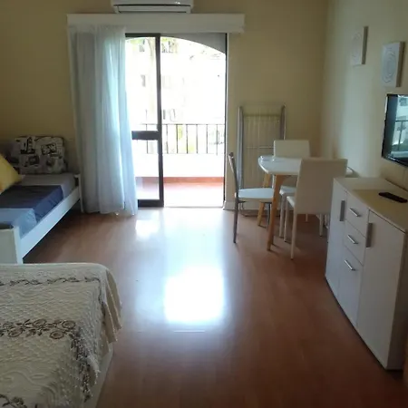 Leziria Holiday park 3*